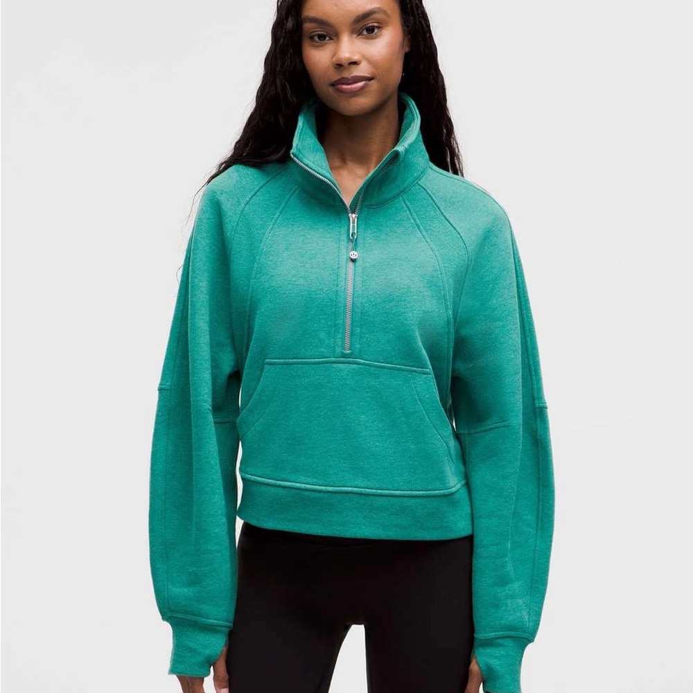 Lululemon Scuba Oversized Funnel-Neck Half Zip
Heathered Teal Lagoon